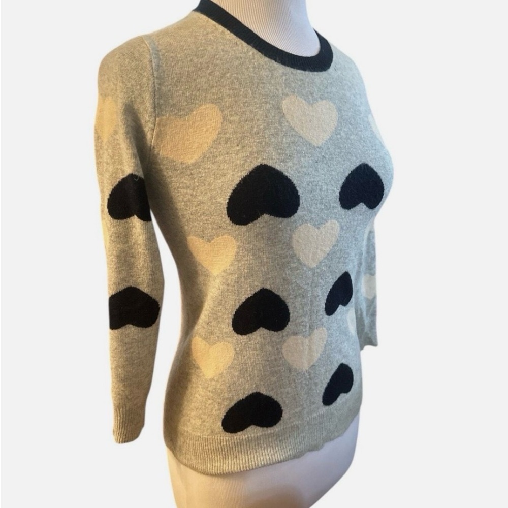 Heart Patterned Gray Sweater